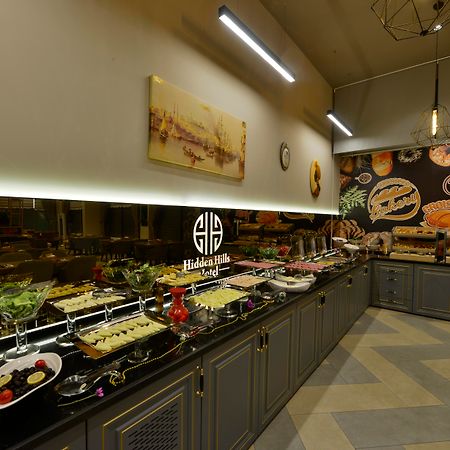 Hidden Hills Hotel Istanbul Airport Buitenkant foto A buffet in a restaurant